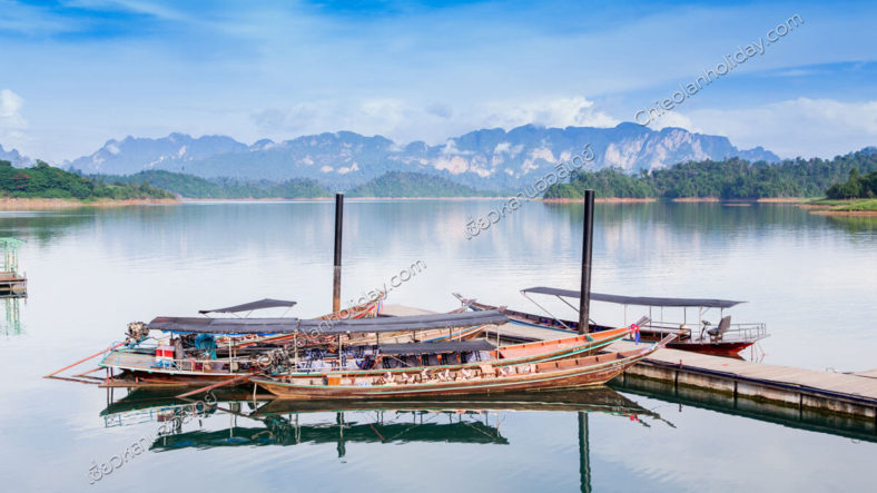 ท่าเรือท่องเที่ยวเขื่อนเชี่ยวหลาน