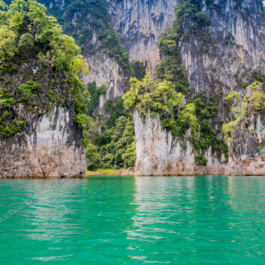 One Day Trip เขื่อนเชี่ยวหลาน One Day Trip เขื่อนเชี่ยวหลาน