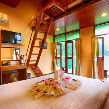 ห้องพัก Hornbill Room แพพันวารีย์